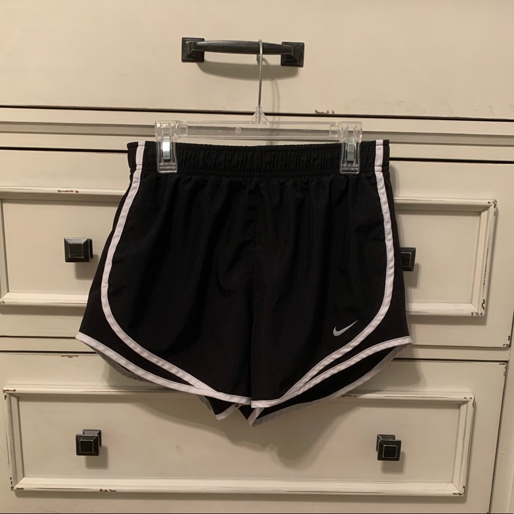 women’s nike shorts